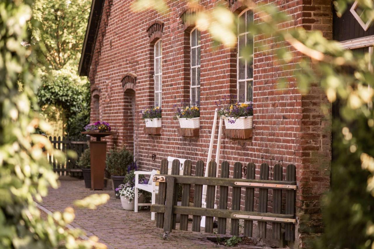 Hofgut Mollberg Hotel Wiefelstede Luaran gambar